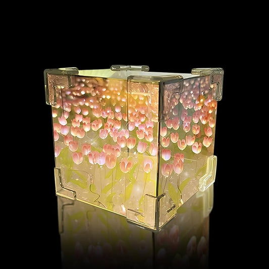 Mirror Cube Tulip Lamp